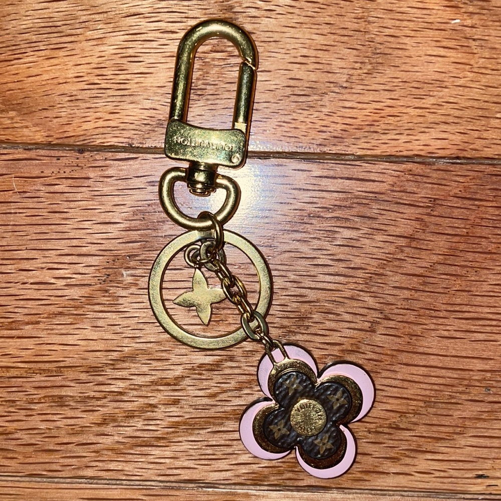 2019 Louis Vuitton Blooming Flowers  BB Bag Charm and key holder